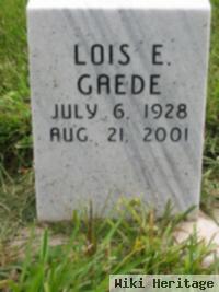 Lois E Gaede