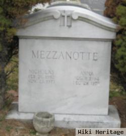 Nicholas Mezzanotte