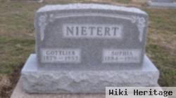 Gottlieb F Nietert