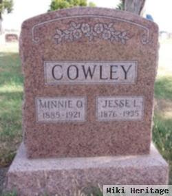 Minnie O Cowley