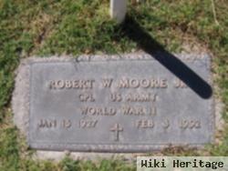 Robert W Moore, Jr