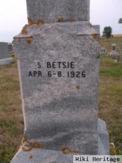 S. Betsie Hennings