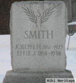 Effie J Smith