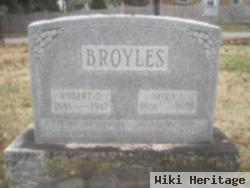 Nora L. Broyles