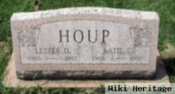 Lester D Houp