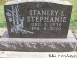 Stanley L. "stan" Stephanie