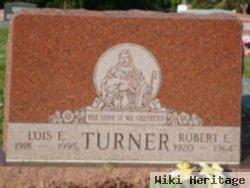 Robert E Turner