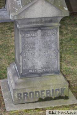 Richard Broderick