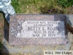 Betty J Rojas