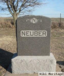 Chester Neuber