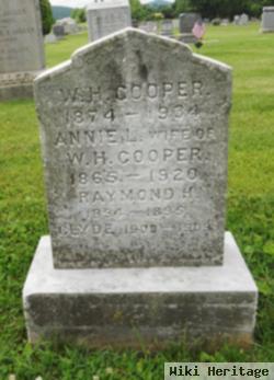 Annie L Bentz Cooper