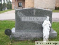 Stella Perlongo