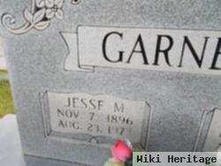 Jessie M Garnett