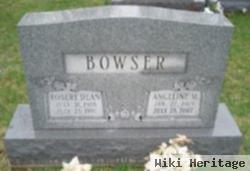 Robert Dean Bowser