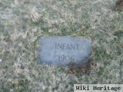 Infant Hart