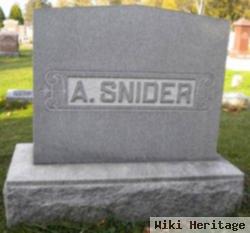 Amos Snider