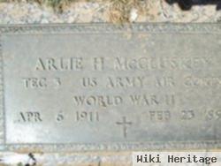 Arlie Hanzel Mccluskey