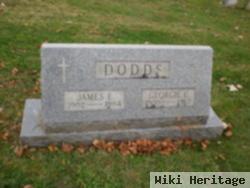 James E Dodds