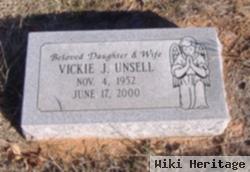 Vickie J Unsell