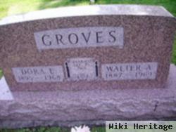 Dora E Groves