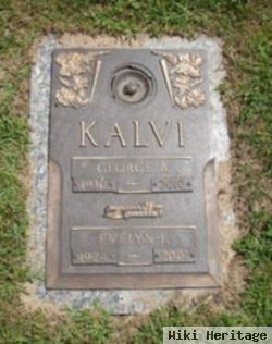 Evelyn "sis" Cox Kalvi