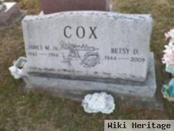 Betsy D Cox