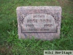 Rose Toth
