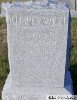 Leopold F Kurpgeweit