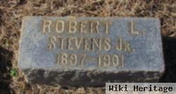 Robert Stevens