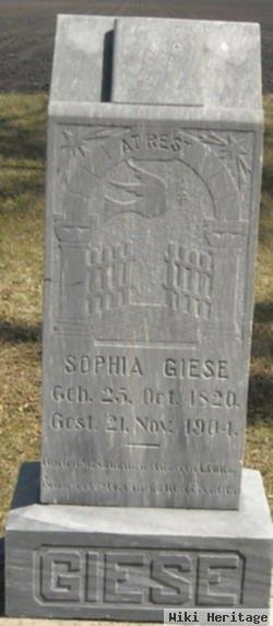 Sophia Giese