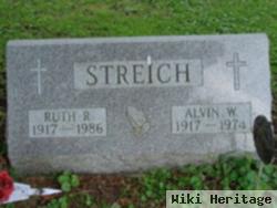 Ruth R Streich