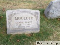 Larry James Moulder