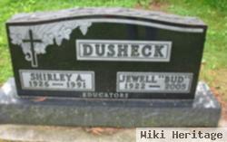 Jewell Russell "bud" Dusheck