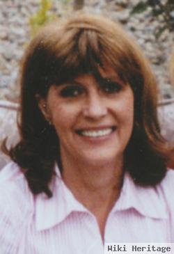 Lynette Richardson Adams