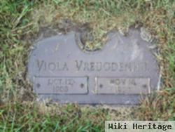 Viola "babe" Lautrup Vreugdenhil