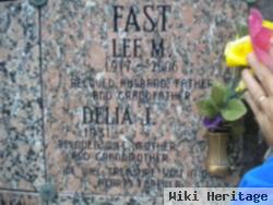 Lee M Fast