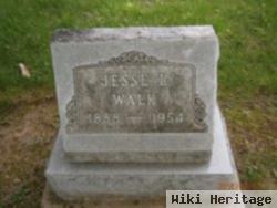 Jesse L Walk