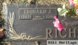 Leonard J Richard