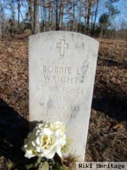 Bobbie L Wright