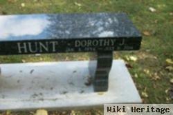 Dorothy J Hunt