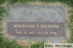 Wolfgang J Salinger