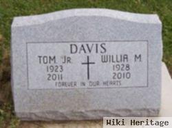 Willia M Davis