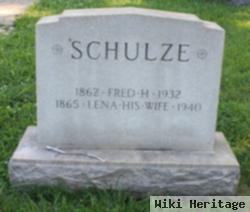 Fred H Schulze