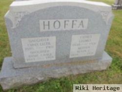 Susan E Hoffa