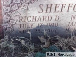 Richard D Sheffold