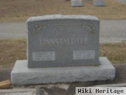 Herbert W Linnstaedter