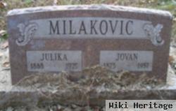 Julika Milakovic