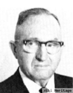 Lester Hathaway