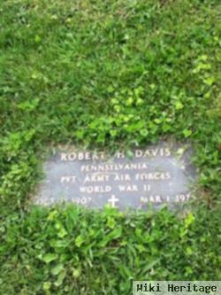 Robert H Davis