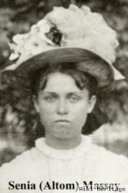 Senia Etta Altom Massey